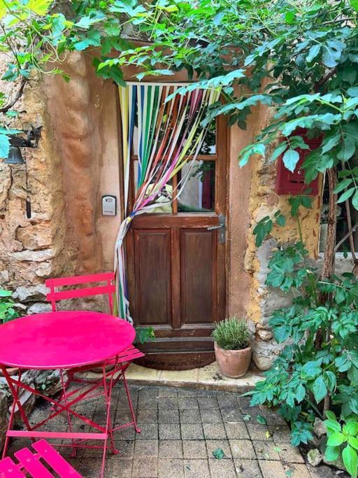 Maisonnette Au Pied Du Mont Ventoux Ste Colombe Bedoin Bagian luar foto